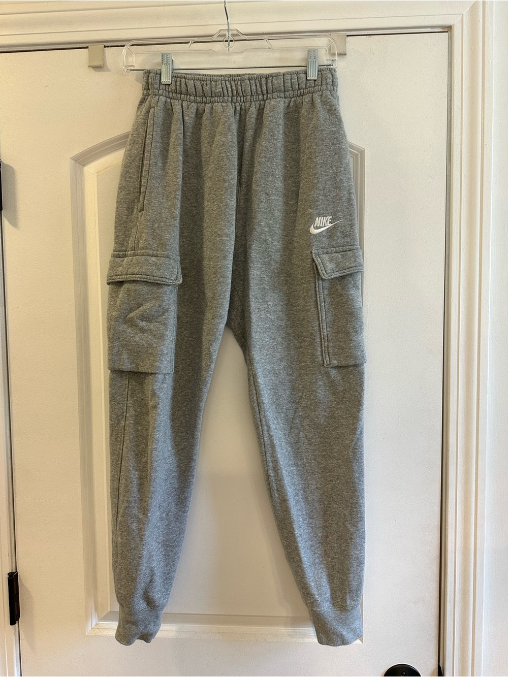 Nike gray cargo jogger sweatpants
